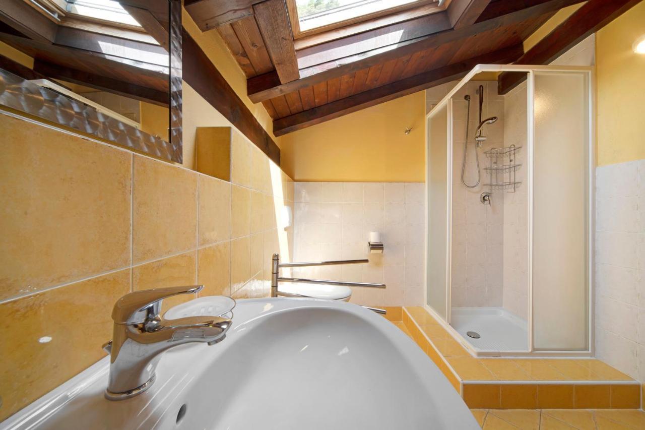 Luxury Country House Domaso Luaran gambar